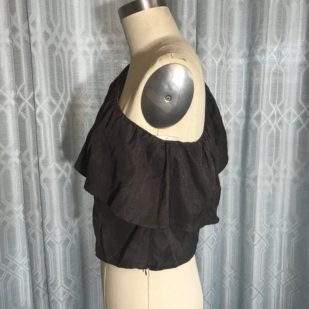 ASTR the Label Ruffle One-Shoulder Top - Picture 4 of 8